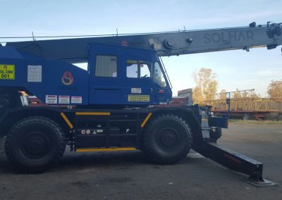 CRANE HIRE - Solhar Energy Solutions and Engineering in Kimberley